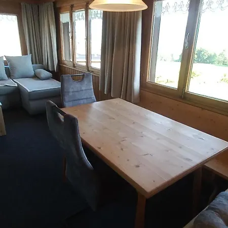 Gaestehaus Wiesenhof 아파트